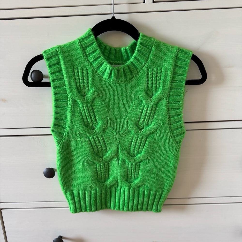 COLLUSION Sweater Vest